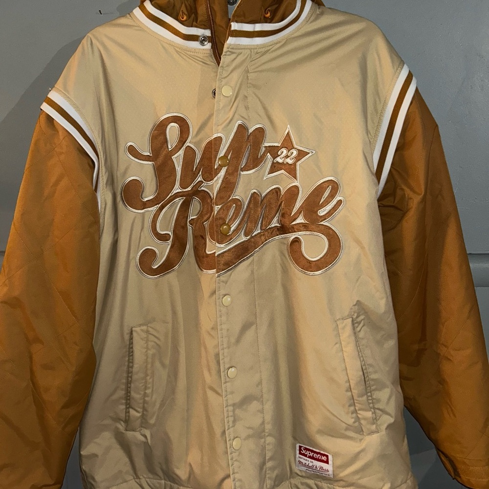 Supreme Mitchell & Ness Quilted Tan and Brown Jacket Small